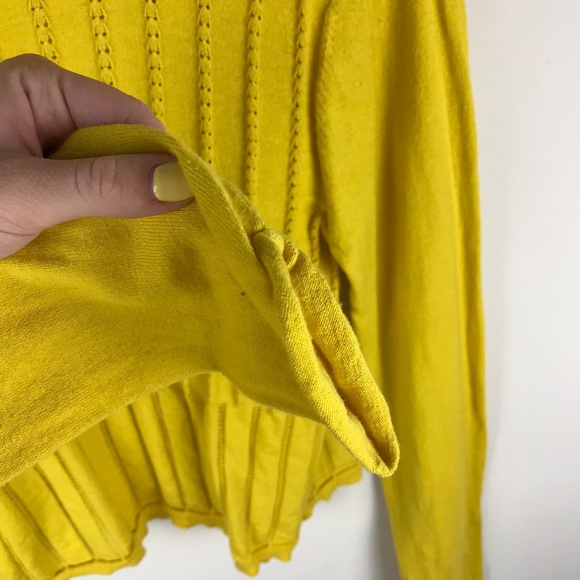 Anthro Guinevere Yellow Cardigan Large - Picture 8 of 8